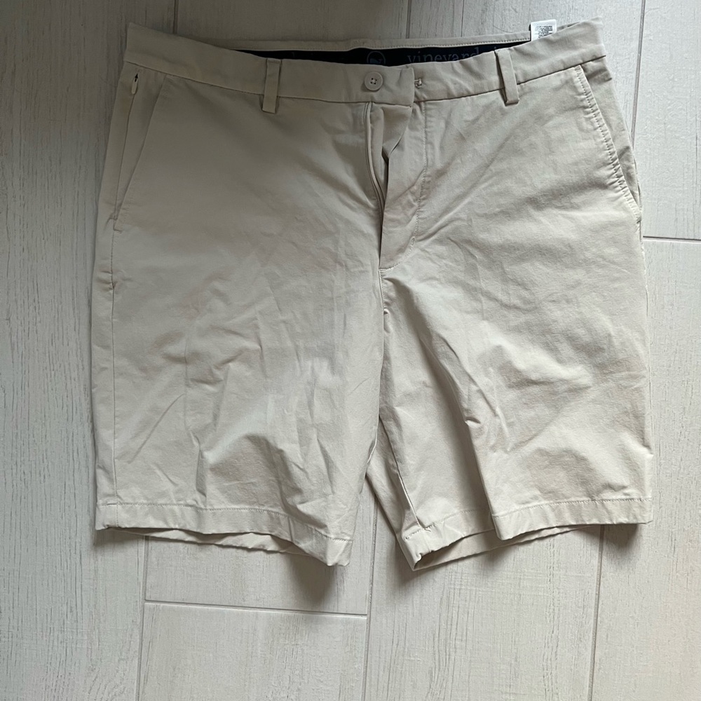 Vineyard Vines On the Go Short